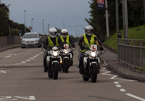 DAS students practising roundabouts with an instructor